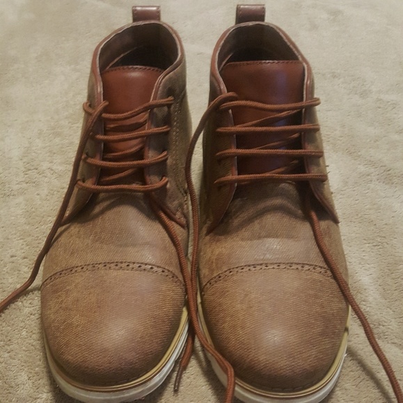 Donovan Boots - Picture 2 of 2